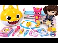 Ouch! Kongsuni and Pinkfong have a Stomach ache~! Baby Shark Hospital Bag play