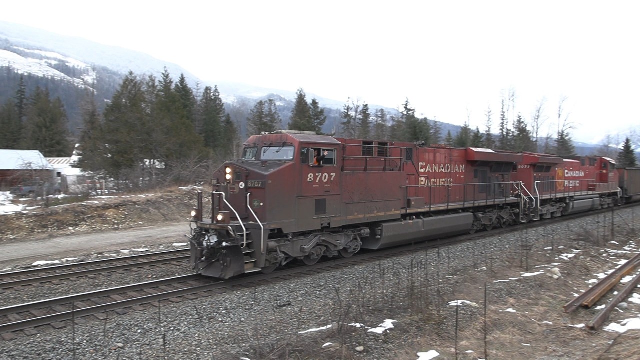 Skeena Pacific #2572 CPKC Coal Loads West, Mile 32.2 Shuswap Sub., Malakwa, BC, Canada  2026-02-18