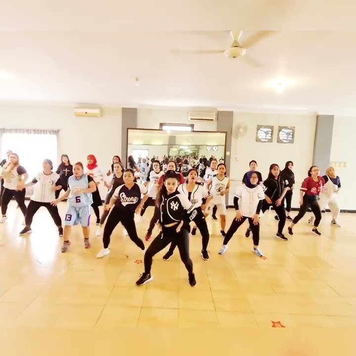 COPINES by AYA NAKAMURA| ZUMBA | Choreography by ZIN TASYA