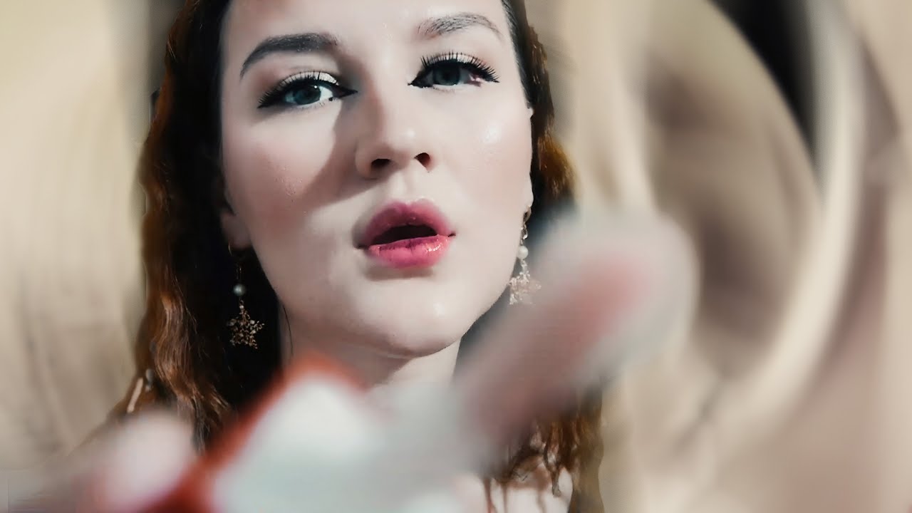 АСМР В ЖЕНСКОМ ТУАЛЕТЕ / ТЫ ВСТРЕТИЛА БЫВШУЮ КРАСОТКУ ШКОЛЫ И ОНА СДЕЛАЕТ ТЕБЕ МАКИЯЖ🐍