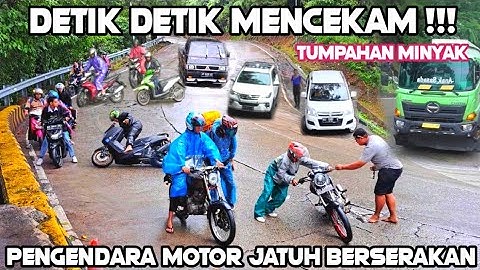 Gawat‼️ Jalan Dipenuhi Minyak Pengendara Motor Terjatuh Masal, Hari Paling Sulit di Sitinjau Lauik