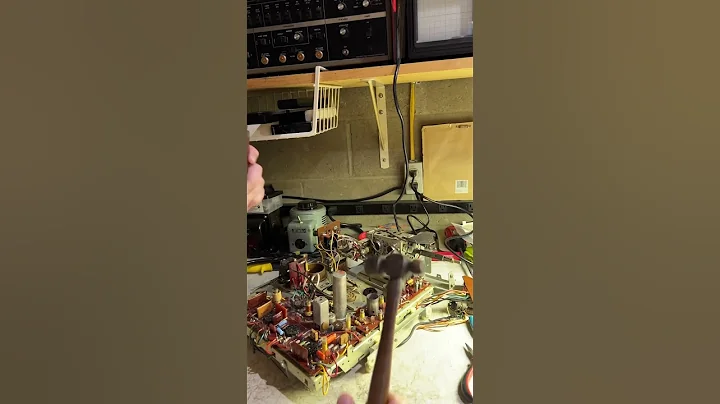 Hammering on a Philco Predicta