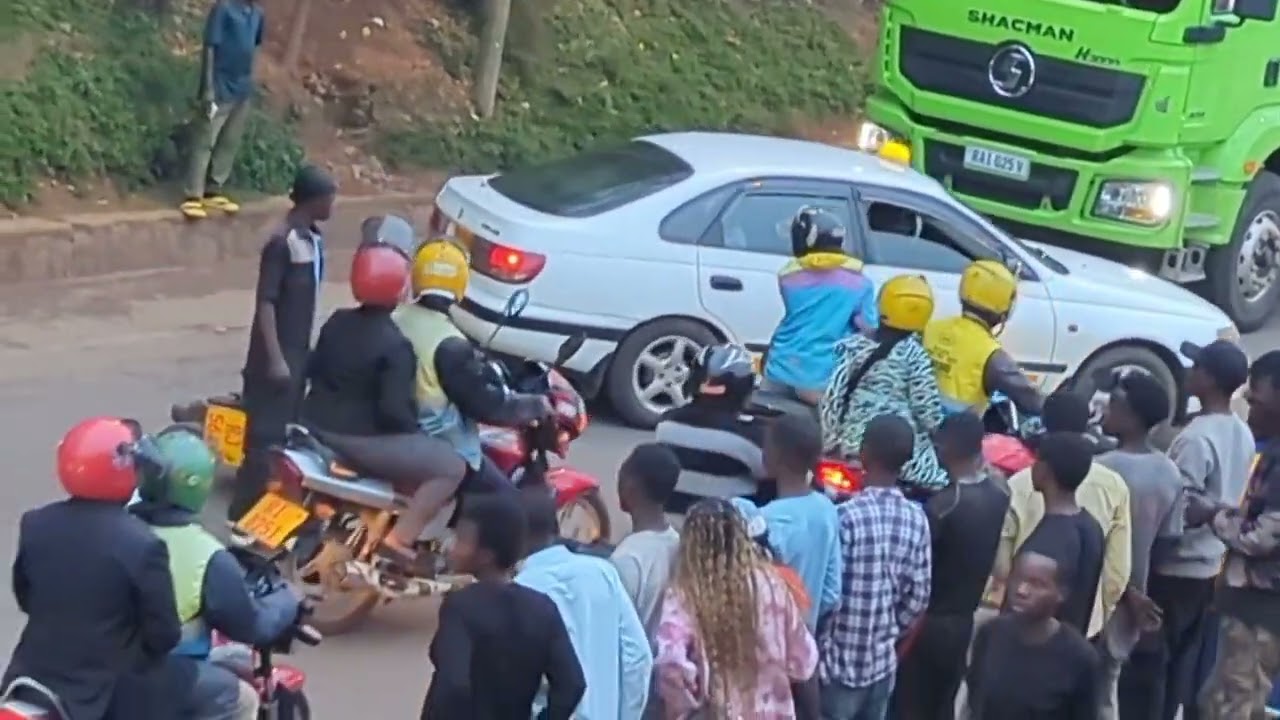 Akakanya impanuka ya Sipilo biteye ubwoba. Mana tabara abantu bawe. Sipilo yabaye sipilo.