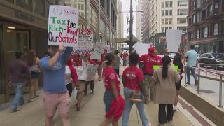 Mass layoffs and furloughs on the table as Chicago Public Schools navigates budget crisis