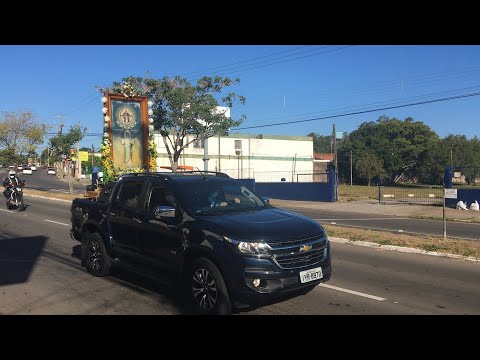 Mãe Medianeira peregrina pela cidade e abençoa fiéis também pela internet