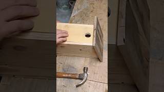 Pallet Wood Birdhouse in 60 Seconds. #shorts #pallet #birdhouse #reducereuserecycle