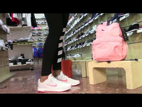 Mujer Nike Downshifter 7 | Nike Downshifter 2017 - 2018 Valencia - YouTube