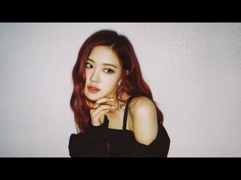 Blackpink Rosé body rolls compilation - YouTube