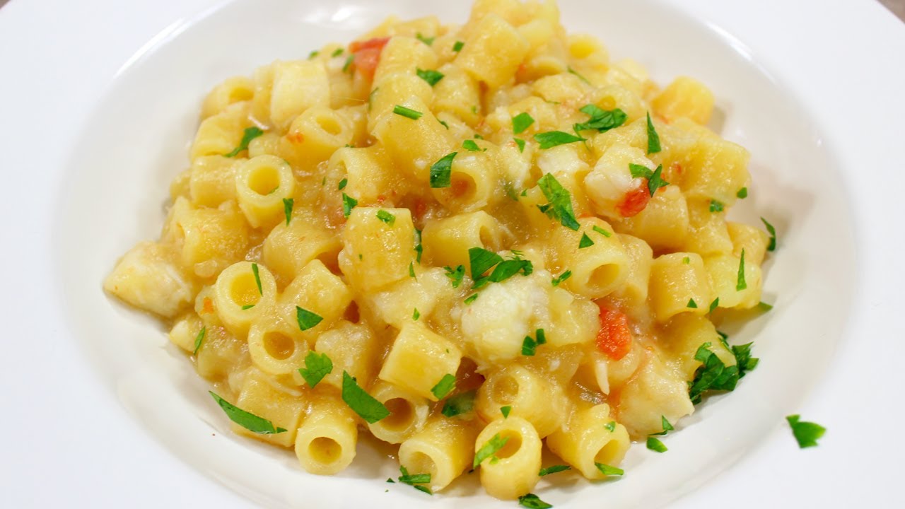 PASTA PATATE E BACCALA' | Carlo Gaiano