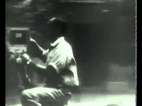 L'Uomo con la macchina da presa Vertov 1929 - YouTube