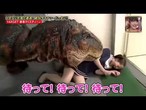 hilarious-japanese-prank-dinosaur-prank