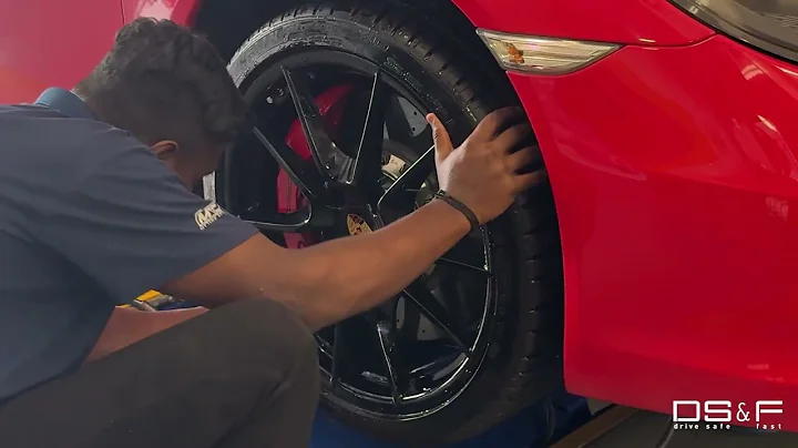 Porsche 911.2 Getting New Tires Fitted