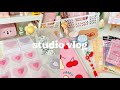 studio vlog 11: beaded keychain tutorial ft. cobeads, new packaging, stationery unboxings 🍰