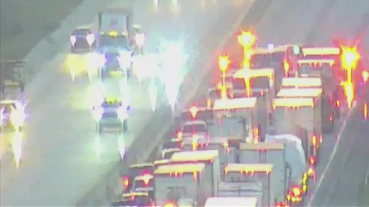 SCDOT: Crash shuts down part of Interstate 85 in Anderson County - YouTube