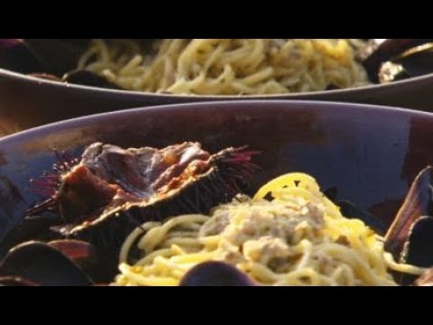 Peppe&rsquo;s Sicilië - Pasta met mosselen, pistache en zee egel - Peppe Giacomazza