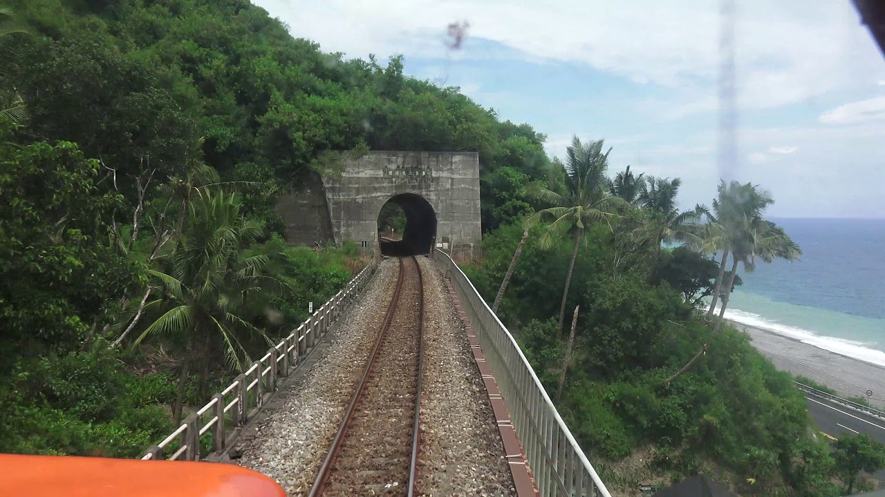 台鐵 3671次 藍皮普快車 R119柴電機車頭 枋寮-台東  6倍速度 縮時攝影 路程景  古莊站最後一日辦客營運4K
