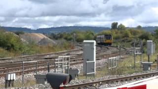 Arriva 142079 railbus Gloucester level crossing 18092011.mp4