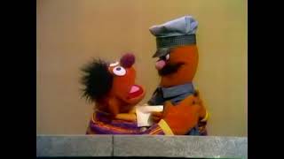 Ernie and the Mailman (German dub)