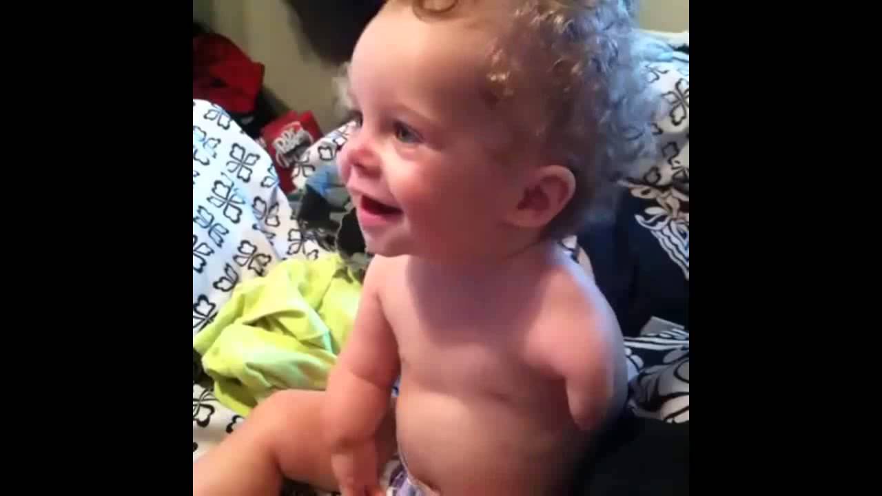 funny baby accidentphoto