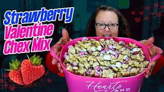 How to Make Strawberry Valentine Chex Mix – A Valentine Treat Your Family Will Love