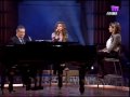 نوال الزغبي تغني خليكو شاهدين في دندنة