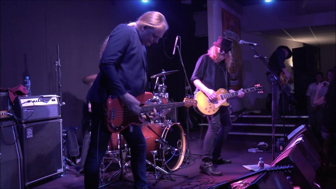 camera iphone 8 plus apk LOR-2019 Too Petty