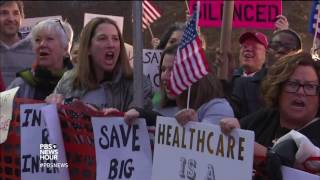 At congressional town hall meetings, citizens turn up the volume -- and activism