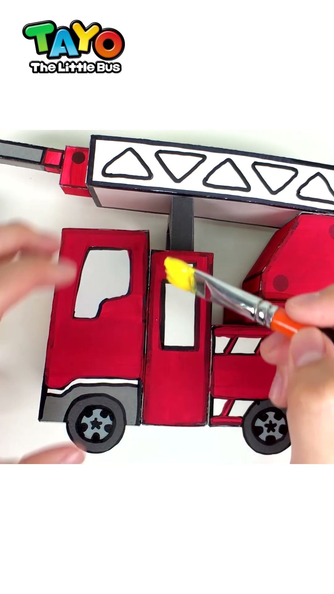 Mewarnai Mobil Pemadam Kebakaran? #Shorts #tayobuskecil #drawing