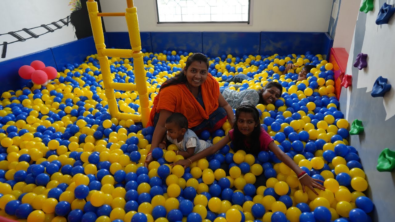 இவ்ளோ பெரிய விளையாட்டு எல்லாம் அம்மு முதல் முறையா விளையாட போற !!