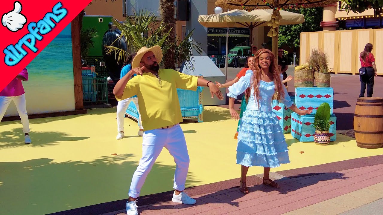 Disneyland Paris June 2023: The Little Mermaid Live show at the