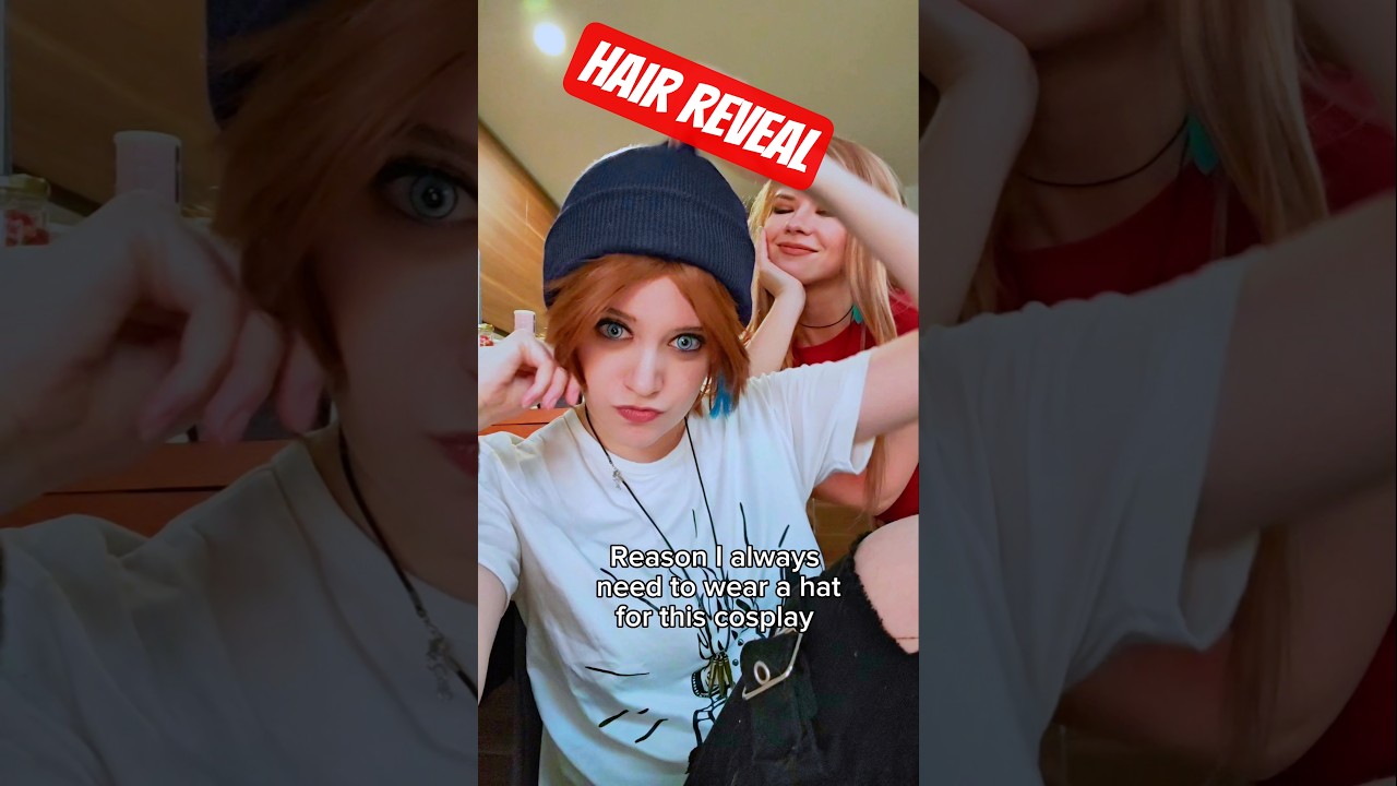 From hottie to nottie 😂 | Chloe & Rachel @nikkihatsunecosplay #cosplay #shorts #lifeisstrange