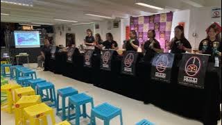 Koo Kad (Bird Thongchai McIntyre) on Handbellls