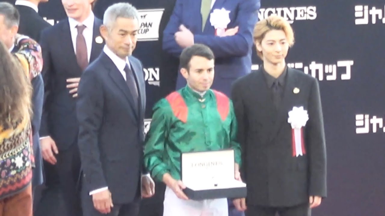 【口取り 表彰式 勝利騎手インタビュー】2025 ジャパンカップ  カランダガン M.バルザローナ【プレゼンターはイチローさんとロイヤルの主戦騎手佐木隆二郎役の高杉真宙さん 東京競馬場】