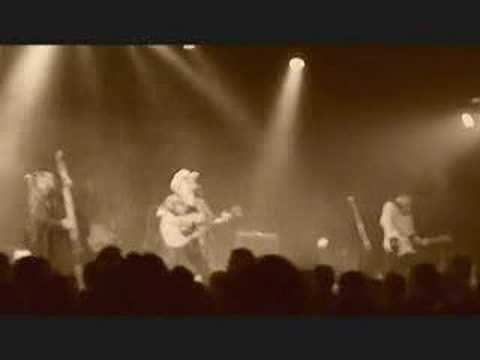 Belgian Cowpunk band Hetten Des performing Kris Kristofferson's Sunday Morning Coming Down live. - very poor sound quality...