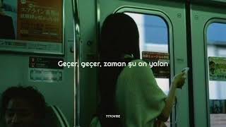 Mor Ve Ötesi - Oyunbozan (Şarkı /)