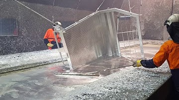 Hot Dip Galvanizing a Ute Tray