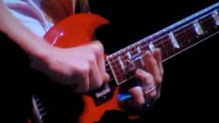 Video thumbnail of "The Sky is Crying (Derek Trucks Solo)"
