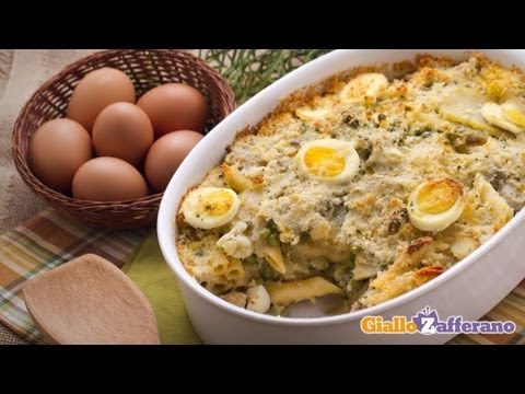 Pasta, potato, artichoke and pea casserole - vegetarian recipe