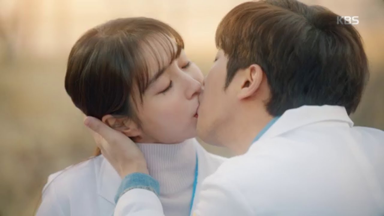 이상엽과의 달콤했던 연애를 추억하는 이민정 ＂그 빛은 어디로 사라졌을까...＂  [한 번 다녀왔습니다/Once Again] 20200329