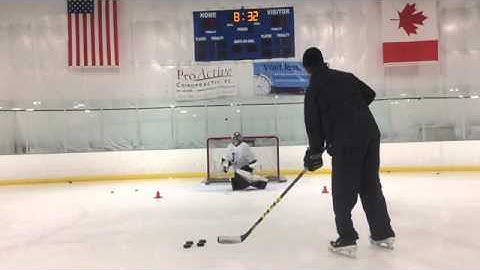 3E Goaltending Goalie Training - Basics #22: Lateral Slides With Shots