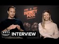 &quot;Infinity Pool&quot;: Alexander Skarsgård und Mia Goth im Interview