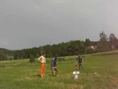 Water rocket bursting