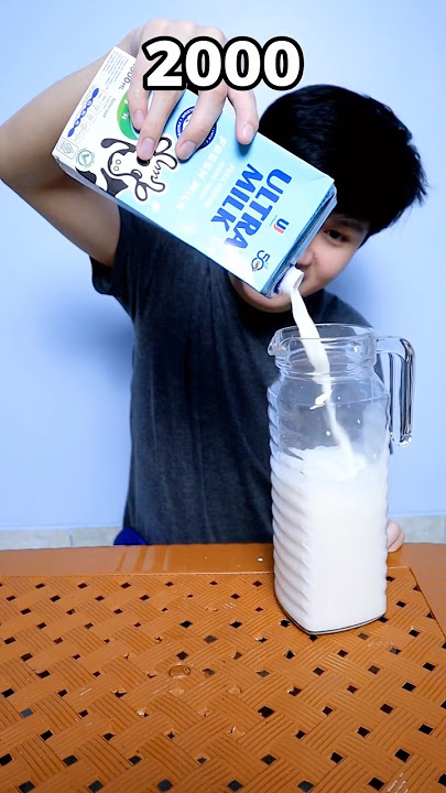 MINUM SUSU ULTRAMILK TAHUN KE TAHUN! #food #asmr #mukbang