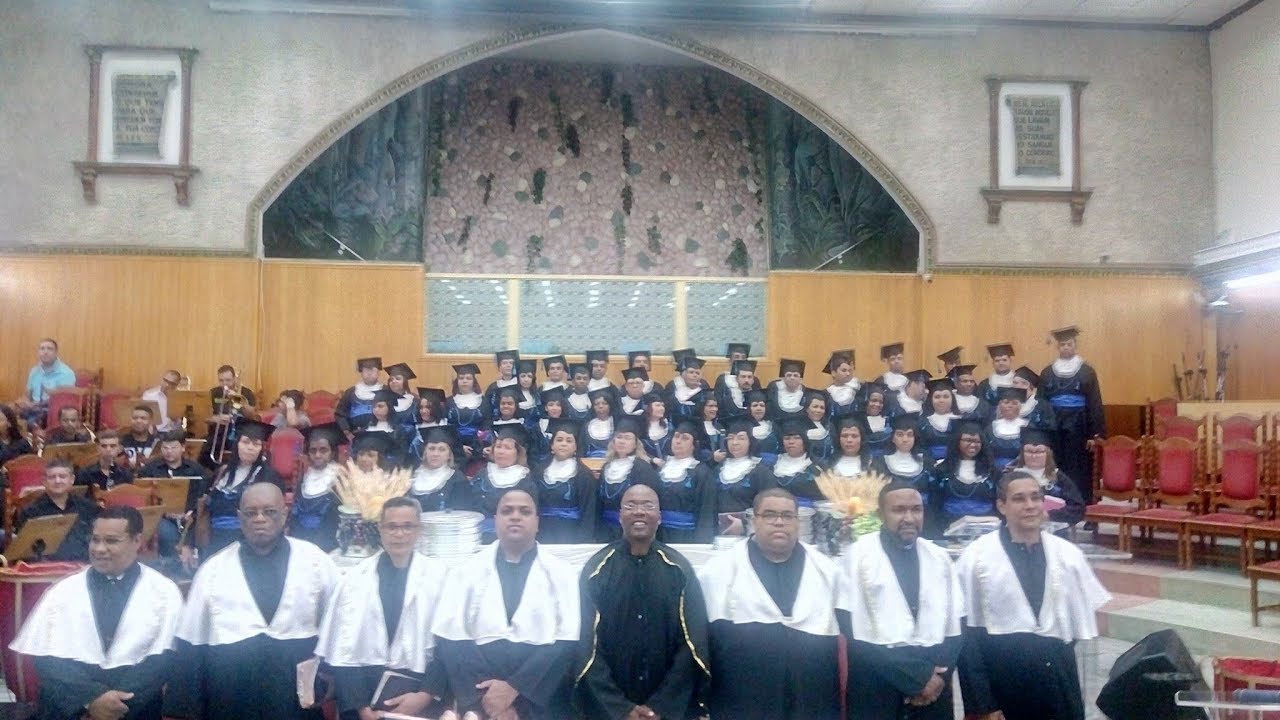 mensagem de férias You muns't lissen! messege for news works of God