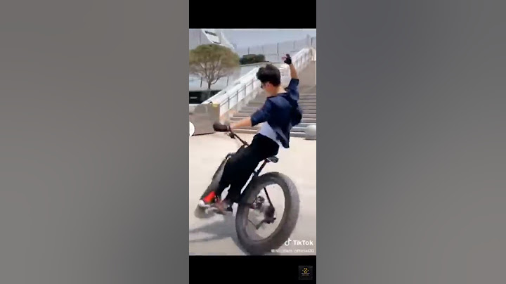 Fat bike stunt status