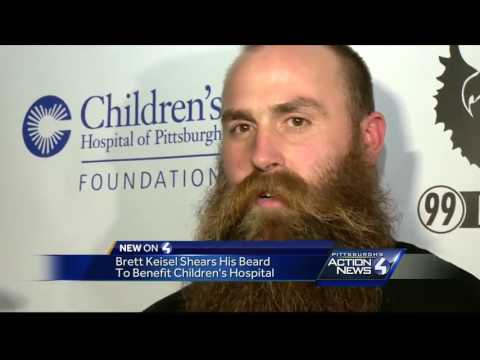 Former Steeler Brett Keisel shears his beard