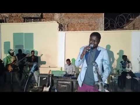 AMCC KWILI-NGONGO ET FRÈRE PRINCE KIDIMA, Vous présente le frère HONESIME-SAKA