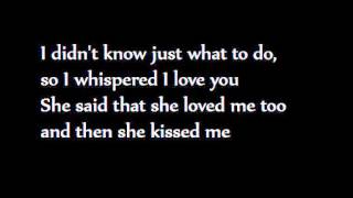 Kiss - Then She Kissed Me (lyrics video) chords