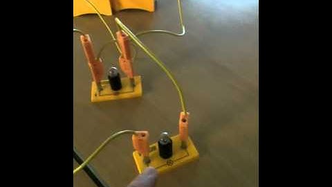 Measuring Voltage in a Parallel Circuit