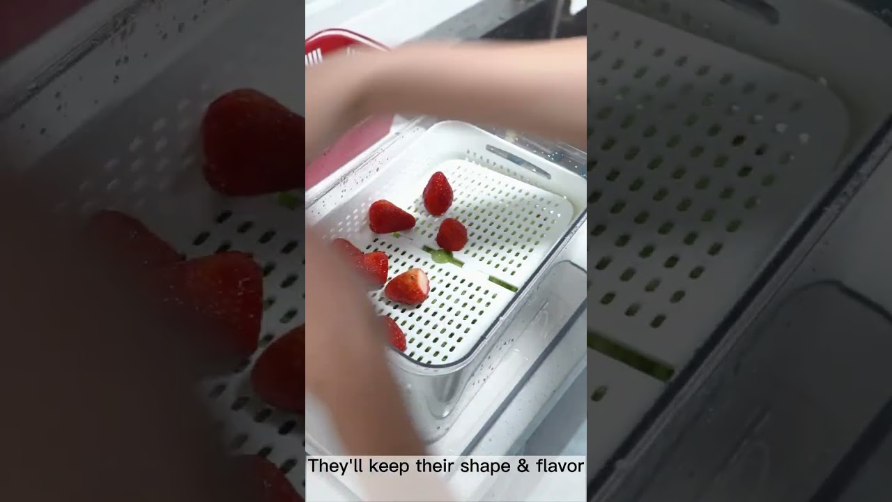 Stop wasting money on spoiled food! Our durable containers will keep your meals fresh for days.